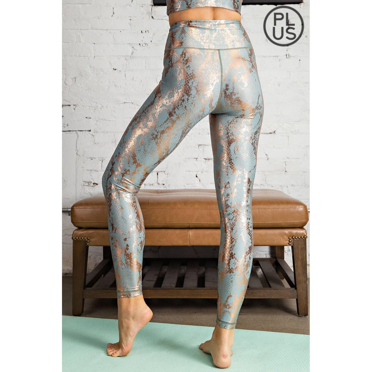 Antique Sage Snake Print Foil Leggings in CURVY