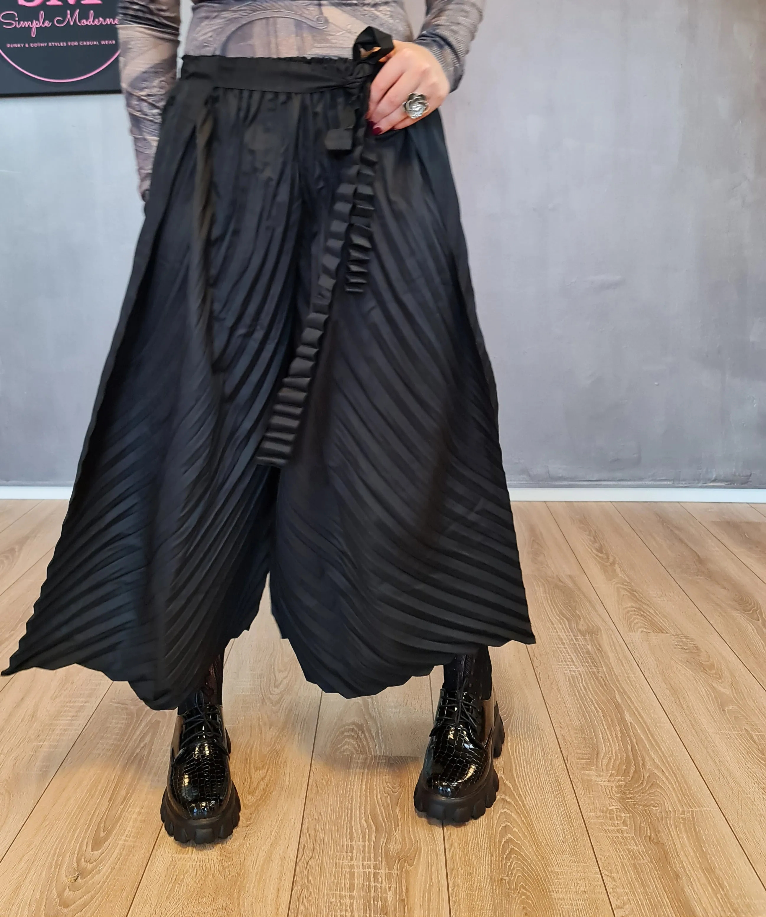 Casual Minimal Goth Regular Irregular Wide Legged Pants